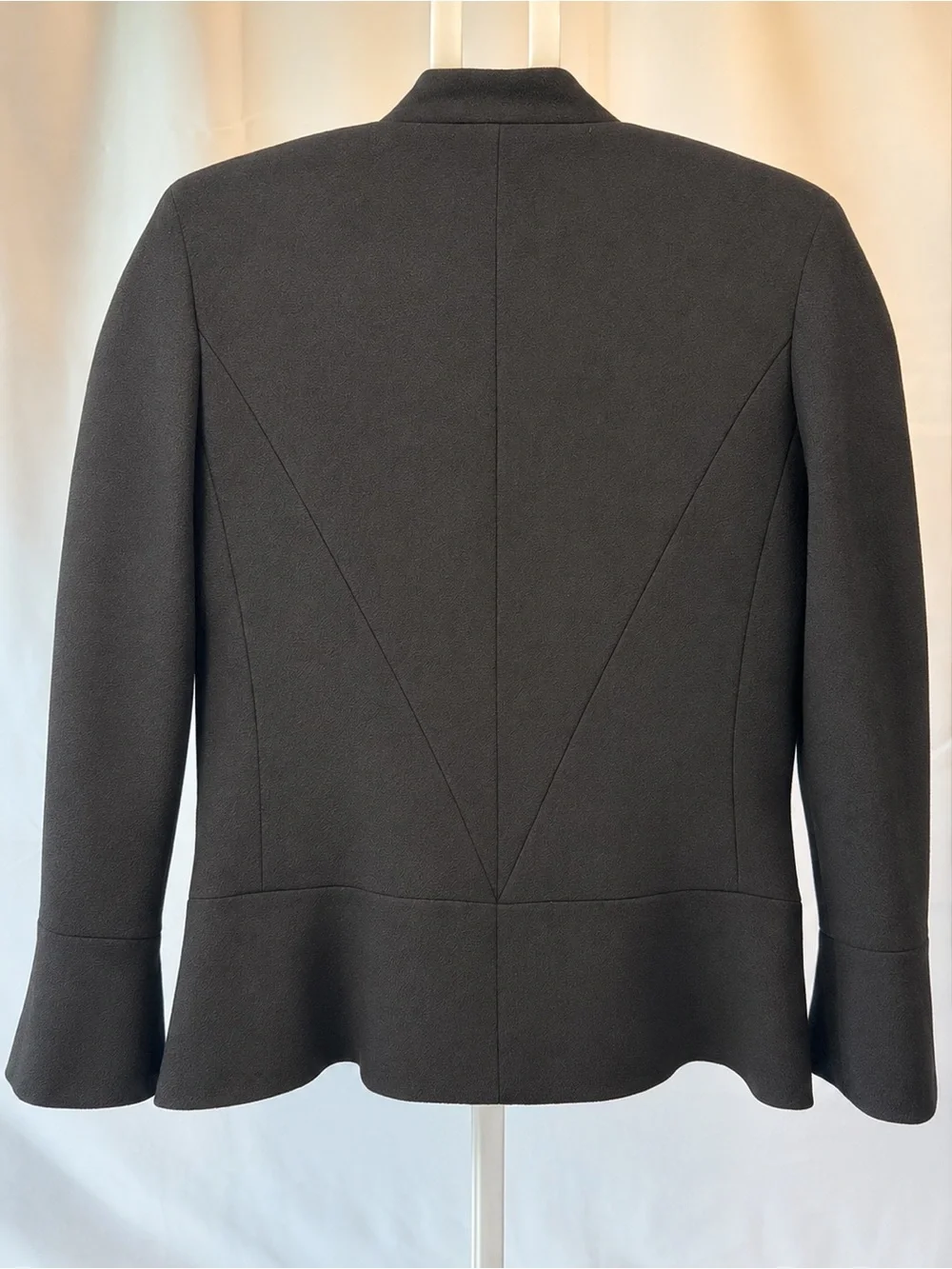 Chanel Boutique Vintage 1997 Black Wool Full-Zip Jacket Size 44 Made in France